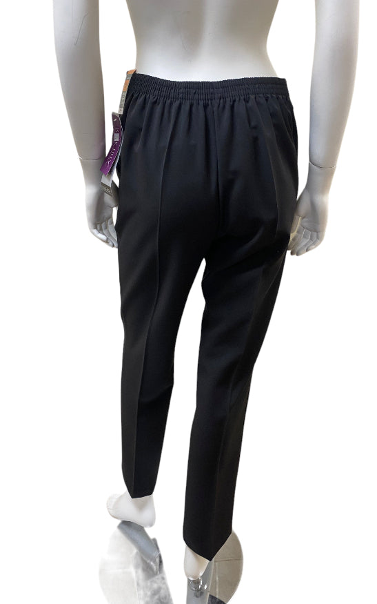 Potters Ladies Straight Leg Trousers – smart, breathable bowls clothing.